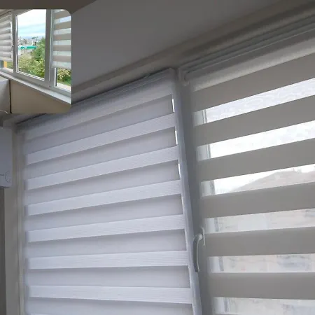 Sun Rays 公寓 内塞伯尔