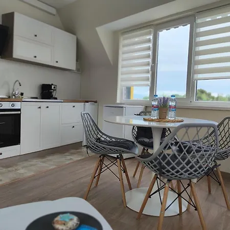 Sun Rays 公寓 内塞伯尔